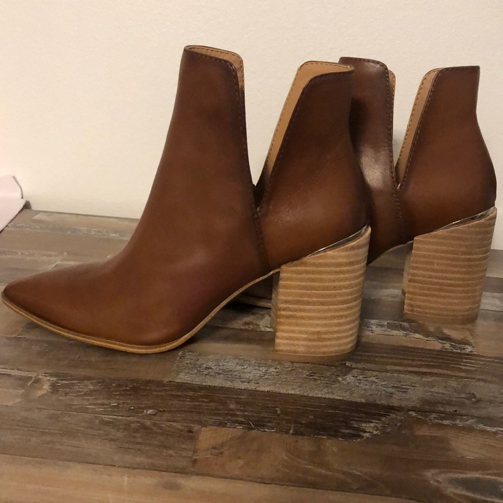 Kaylah pointed toe Steve Madden bootie